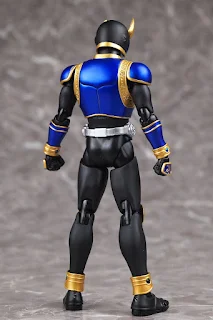 REVIEW SHFiguarts (Shinkocchou Seihou) Kamen Rider Kuuga Rising Dragon, Bandai