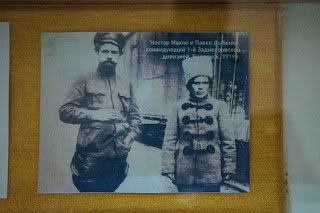 Nestor Makhno e il comandante bolscevico Pavel Divenko