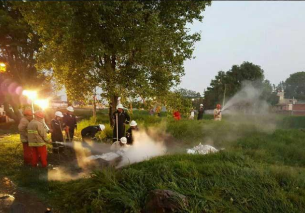 Estados/ Fuga de gas en ducto de Pemex provoca desalojo de 500 personas en Salamanca