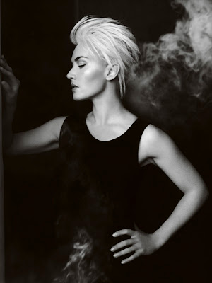 kate winslet 2011 pictures. kate winslet 2011 hair. Vogue