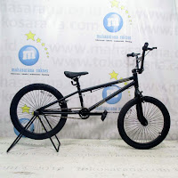 Pacific Black Out Freestyle Sepeda BMX 20 Inci Black