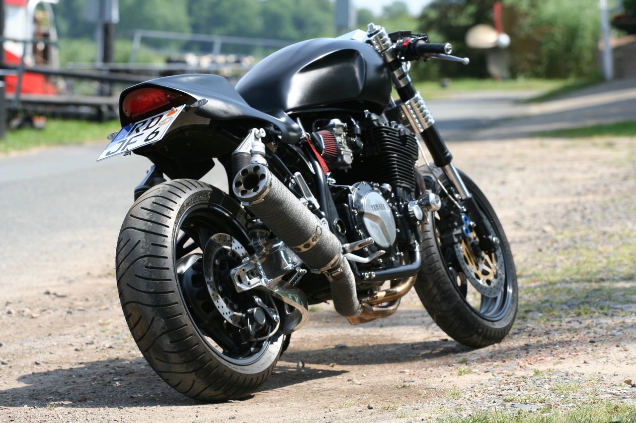 yamaha virago 250 bobber Yamaha XRJ 1200 Street Racer