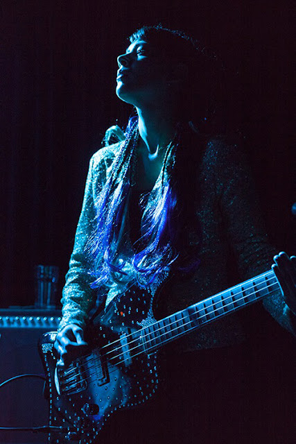 Anna-Christina from Lilygun playing bass in Sister Witch at The Lexington image