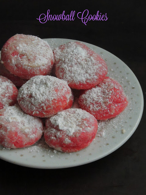 Snowball cookies, Valentine's day Snowball Cookies