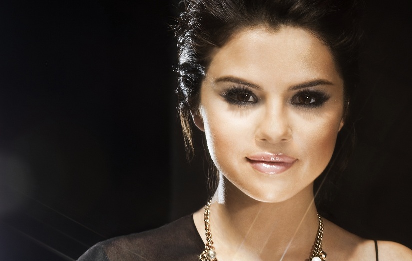 Selena Gomez Wallpapers 2012