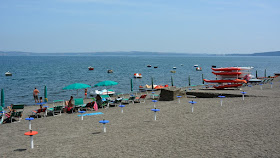 Bracciano beach