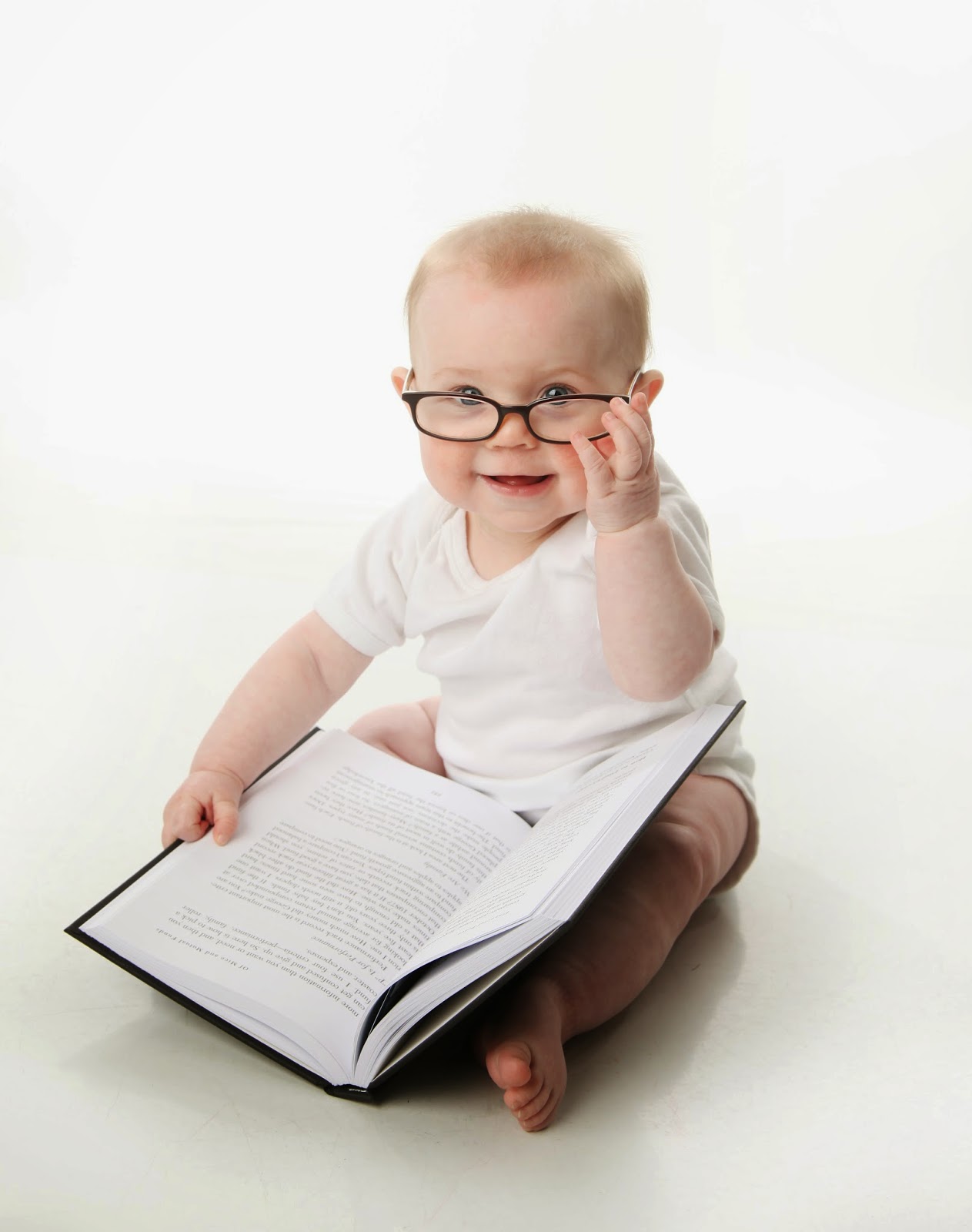 Kumpulan Foto Bayi Bayi Lucu Banget Sedang Membaca Buku 2016 Si