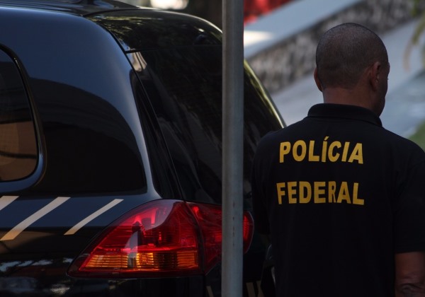 Polícia Federal deflagra operação que investiga compra de votos nas eleições municipais