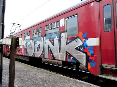 2Pon graffiti