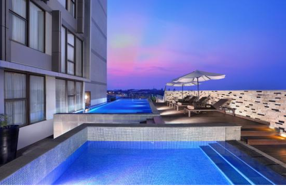 Info Travel Jogja: 5 Hotel rooftop dengan fasilitas ...