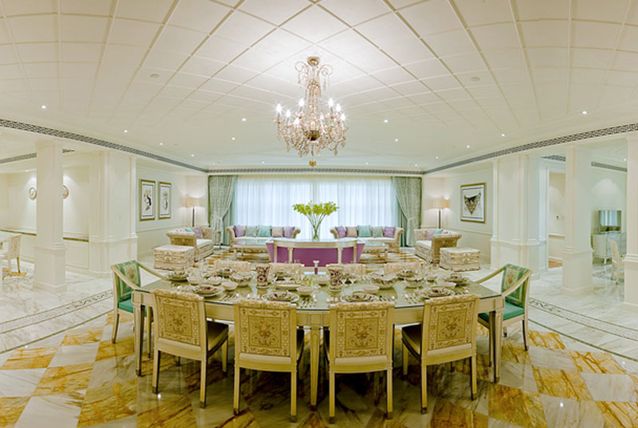 Dining Room Sets In Dubai