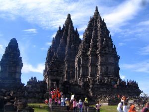  Di Indonesia banyak ditemukkan bangunan bangunan Candi Nih Contoh Candi-Candi Di Indonesia ( Ciri-Ciri Candi di Indonesia)