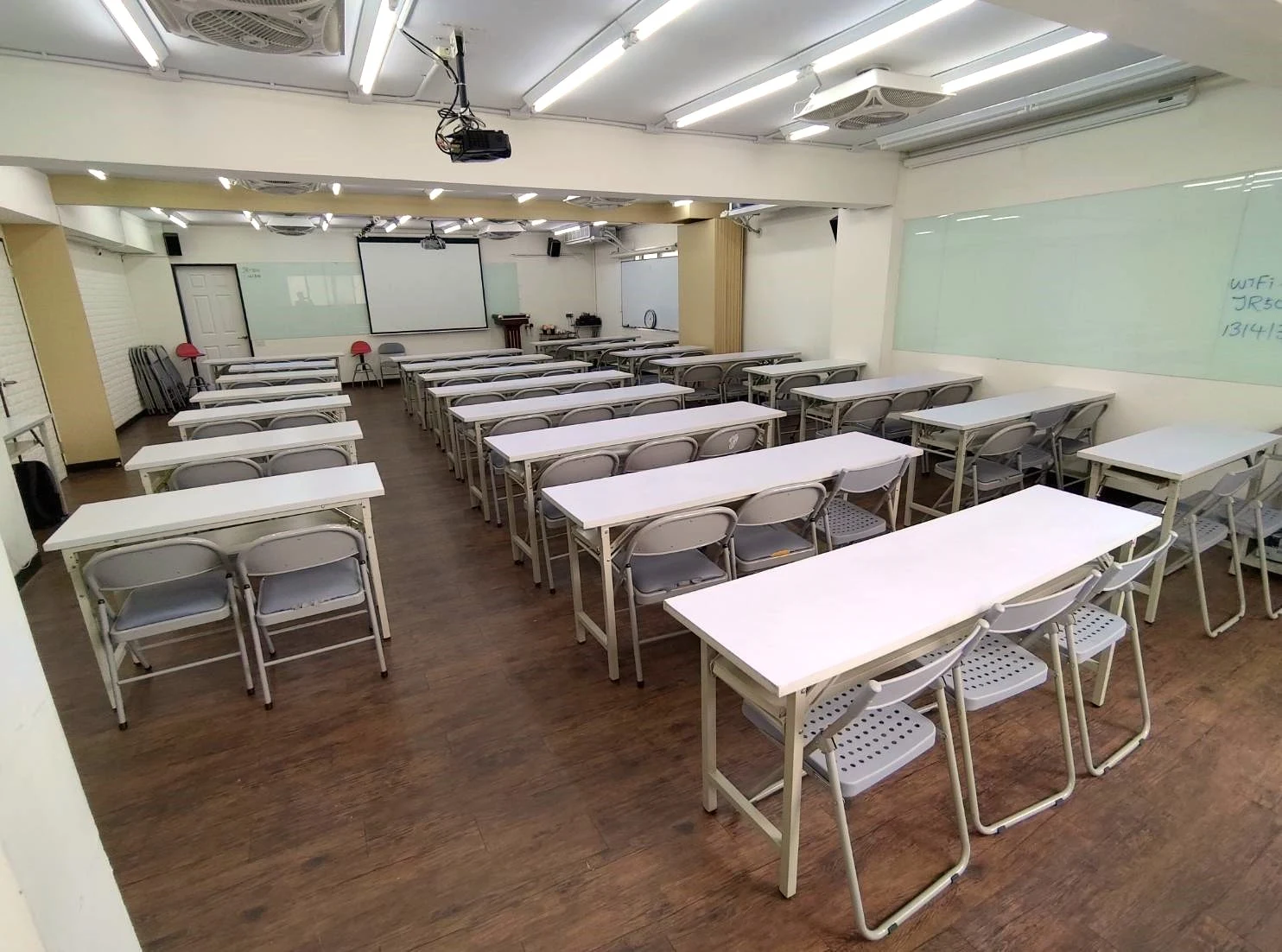 台北微風廣場場地租借-台北復興教室-教室圖片8