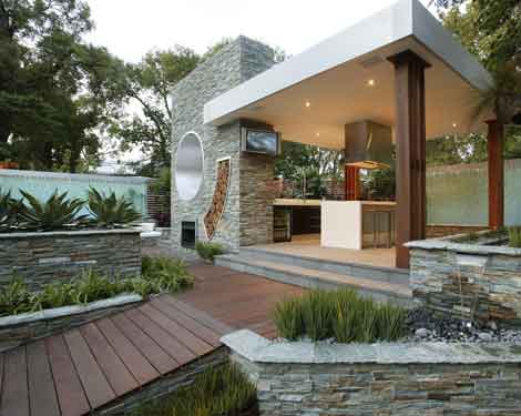 More Outdoor Kitchen Designs and Ideas