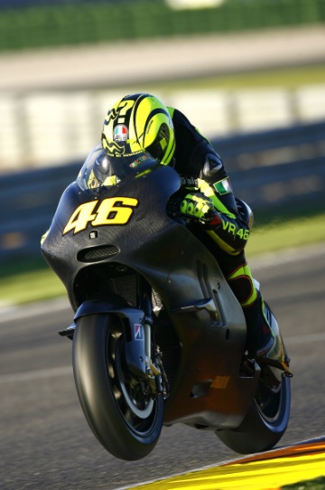 rossi wallpaper. valentino rossi wallpaper.