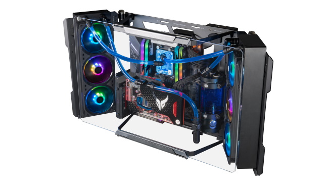 Cooler Master MasterFrame 700 2