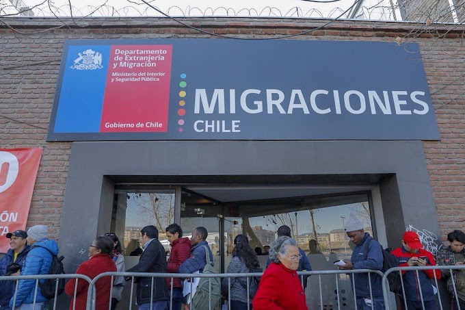 Población extranjera residente en Chile superó los 1,6 millones de personas en 2022, con un 6,6% de ellas en situación irregular