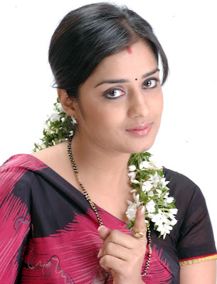Nikitha Hot Looking in Red Saree Photos
