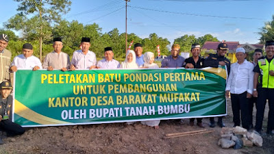 Desa Barakat Mufakat Satui Gelar Peringatan Maulid Nabi dan Peletakan Batu Pertama Kantor Desa Oleh  Hj Hamsiah SE