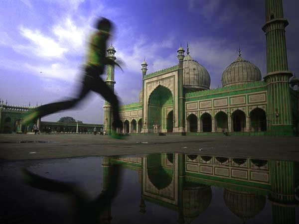 Apakah Hukum Bila Kita Meninggalkan Shalat Wajib?