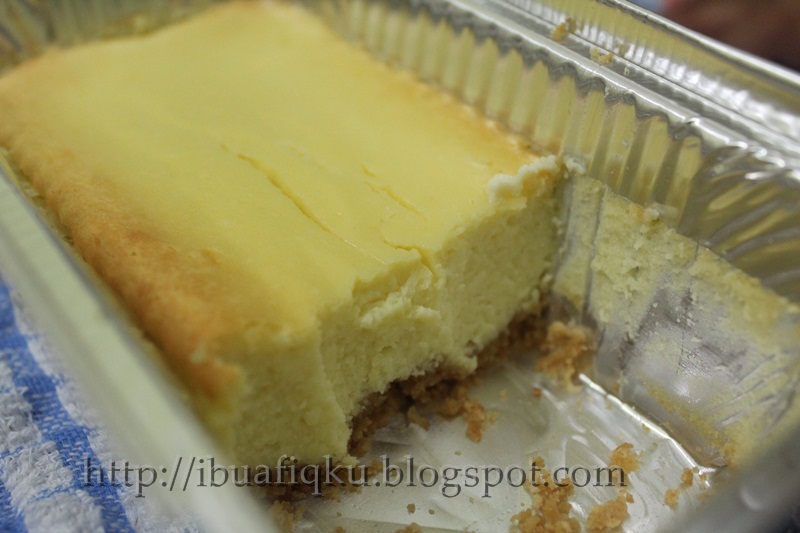 Mom's-of-3-As Journey: Resepi Royal Cheese cake