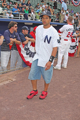 2009 celebrity softball game lineup, kristen butler, 2009 celebrity softball game roster, kristin butler, annie wersching 