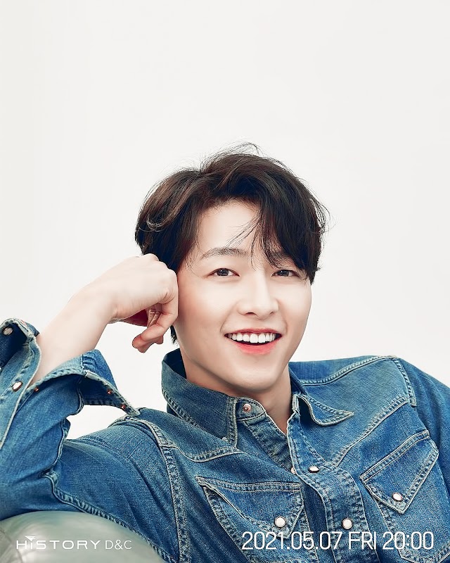 Knetz adore Actor Song Joongki poster for online fan meeting 'Song Joongki Live' on YouTube. 