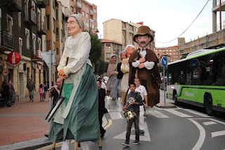 Lutxana aplaude el 60 aniversario del grupo de danzas Amaia