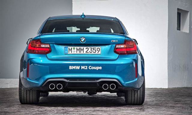 2016 BMW M2 Coupe Review Exteior Back