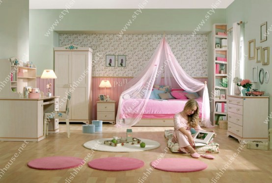 Stylish pink bedroom for little princesses for your stylish house