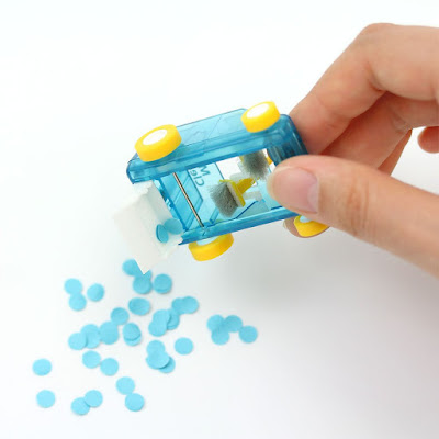Midori Desk Mini Cleaner Is Manual type Cute tiny transparent dust cleaner for your desk