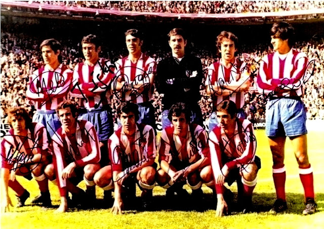 CLUB ATLÉTICO DE MADRID. Temporada 1972-73. Melo, Iglesias, Quique, Pacheco, Adelardo y Benegas. Ufarte, Luis, Gárate, Irureta y Alberto. CLUB ATLÉTICO DE MADRID 3 R. C. DEPORTIVO DE LA CORUÑA 1 Domingo 10/05/1973, 17:00 horas. Campeonato de Liga de 1ª División, jornada 34. Madrid, estadio Vicente Calderón: 70.000 espectadores. GOLES: 1-0: 39’, Luis. 2-0: 63’, Adelardo. 3-0: 66’, Gárate. 3-1: 78’, Prieto.