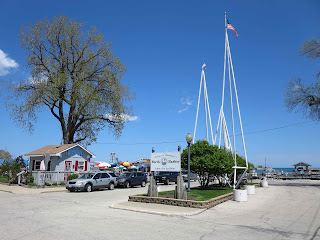 Waukegan Harbor & Marina (North Harbor & South Harbor)