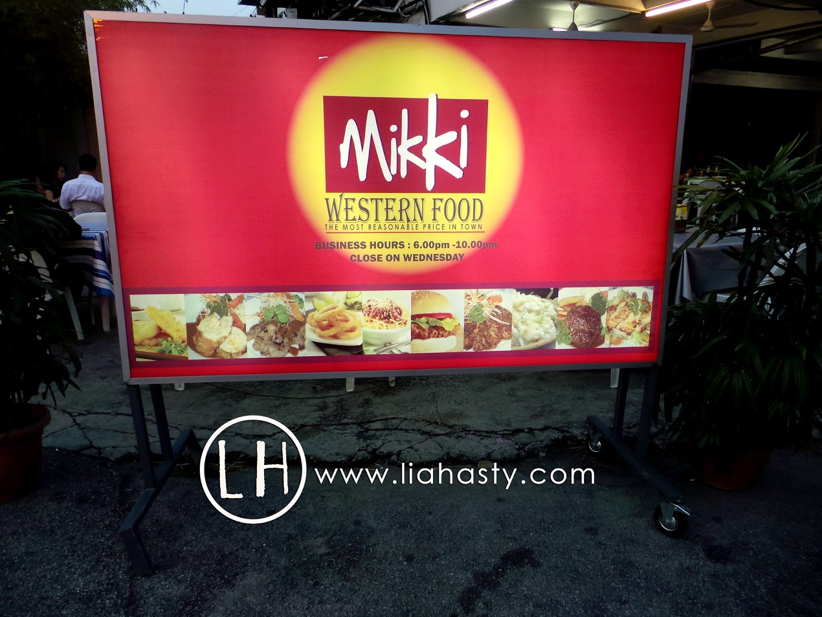 Mikki Western Food, Pantai Jerejak - Lia Hasty's Personal Blog