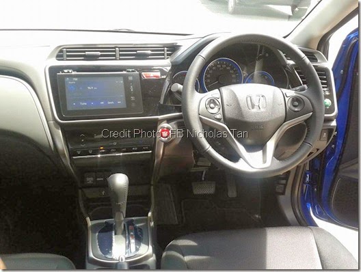 Pandangan Dashboard Honda city 2014