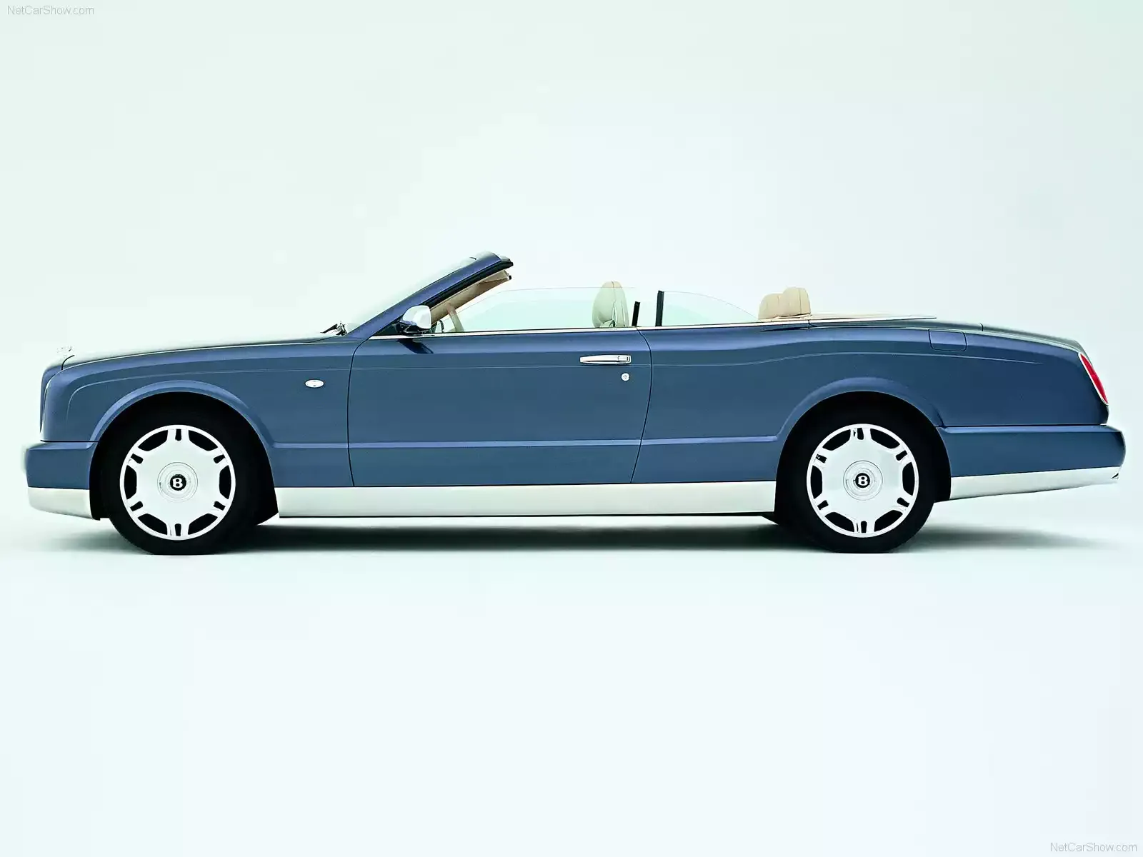 Hình ảnh xe ô tô Bentley Azure 2006 & nội ngoại thất