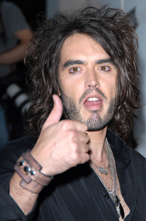 johnny depp russell brand. ? Russell Brand ???????????????? ???????? ??? ?? ?????????? ?????'???????? 