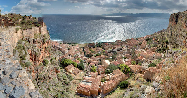 thi-tran-monemvasia-xinh-dep