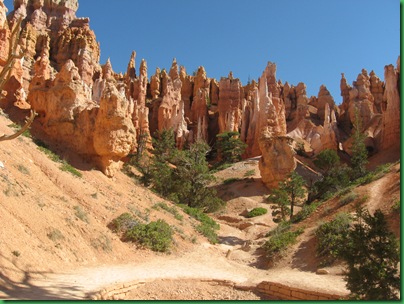 Navajo & Queens Garden trails 200