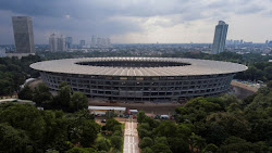   Publik dikejutkan oleh suara desahan wanita yang terdengar nyaring melalui pengeras suara di area Stadion Utama Gelora Bung Karno (GBK), Senayan, Jakarta