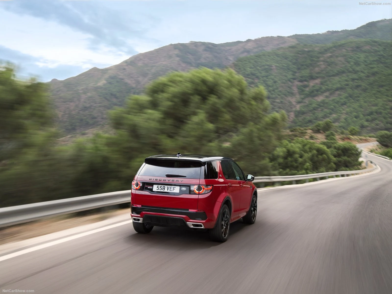 Hình ảnh xe ô tô Land Rover Discovery Sport Dynamic 2016 & nội ngoại thất