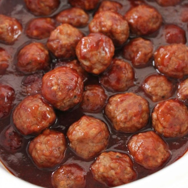Slow Cooker Party Meatballs #dinner #appetizer