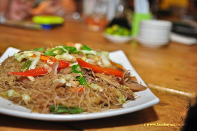 Pancit Bihon at Balamban Limepo (Available at Mabolo Branch for now).