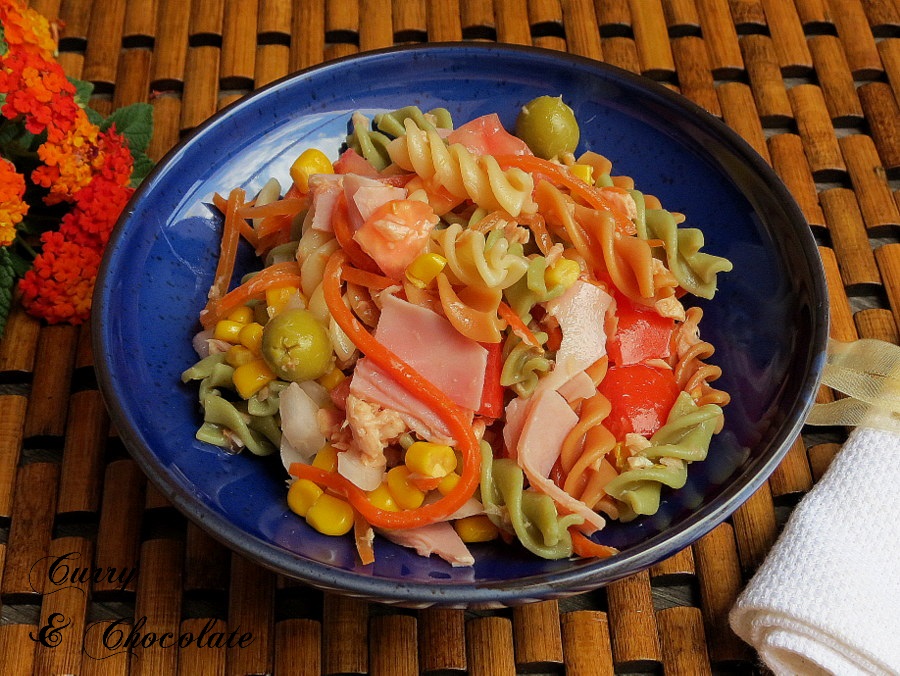 Ensalada de pasta tricolor – Tricolor pasta salad
