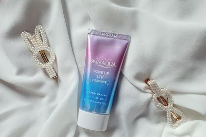 REVIEW : Skin Aqua Tone Up UV Essence SPF 50+ PA++++, Paket Komplit!