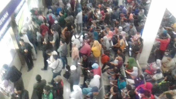 Hari Pertama Kerja, Pengunjung Samsat Depok Membludak