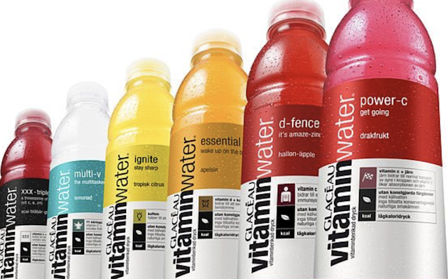 CAN MILLENNIALS PUT DOWN THEIR SMARTPHONE FOR ONE YEAR IF $100,000 IS ON THE LINE? VITAMINWATER OFFERS A CHALLENGE