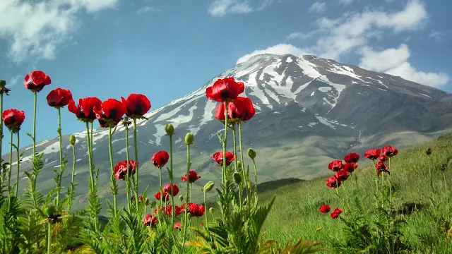 El monte Damavand en Irán