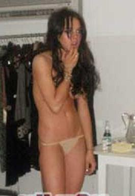 lindsay lohan naked