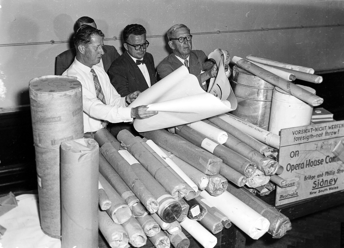 Amazing Vintage Photos Show The Sydney Opera House While It Was